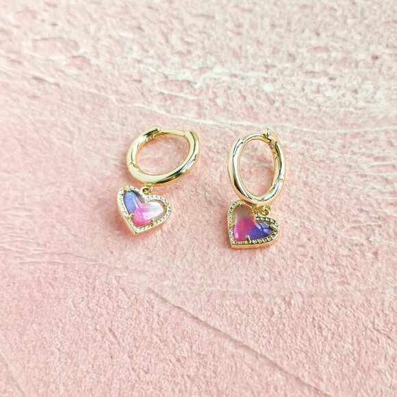 Kendra Scott Ari Heart Watercolor Gold Earrings - Picture 2 of 3